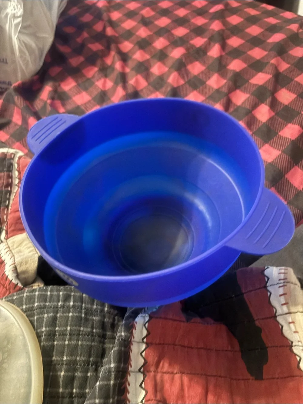WW silicone microwave popcorn popper